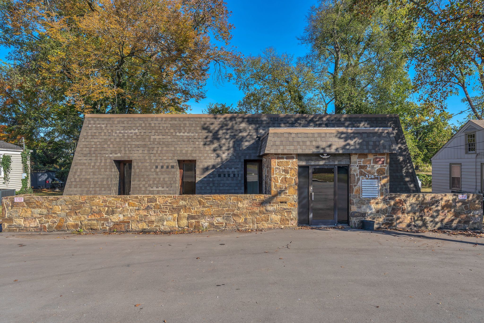 526 E Iris Dr Nashville, TN 37204