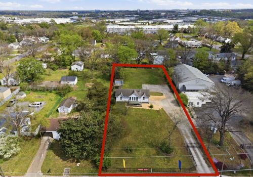 570 Alfred Thun Rd., Clarksville, TN 37040