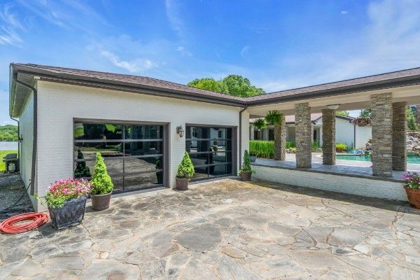 1161 Windsor Drive Gallatin TN
