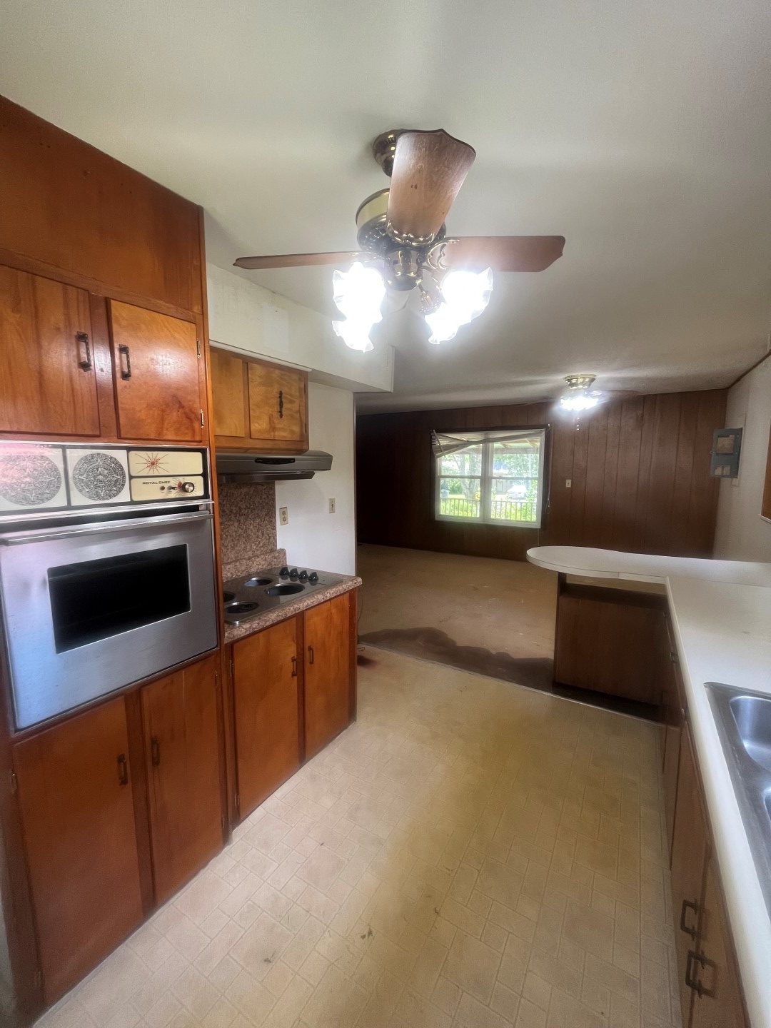 711 Woodcliff Road Monterey, TN 38574 - Absolute Auction